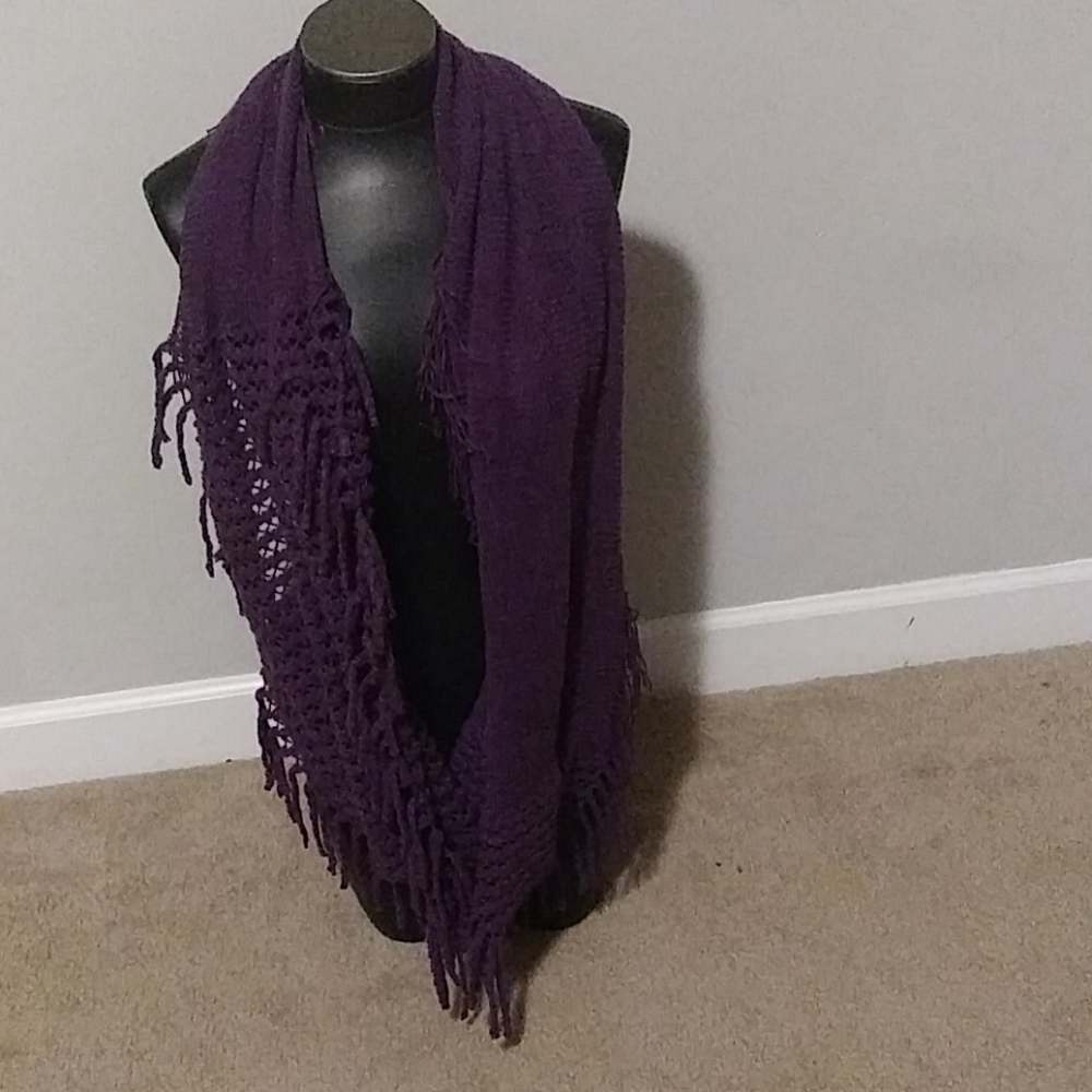 Women's scarf
